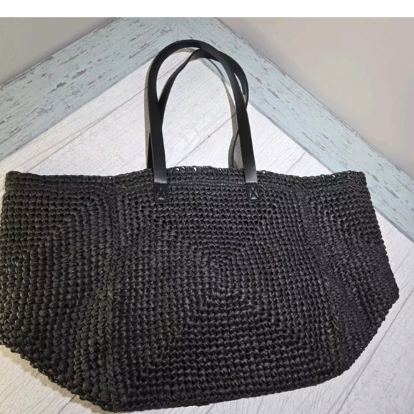 DKNY PALOMA R41ADF62 XL Black Tote, NWT MSP$148 - Picture 5 of 9
